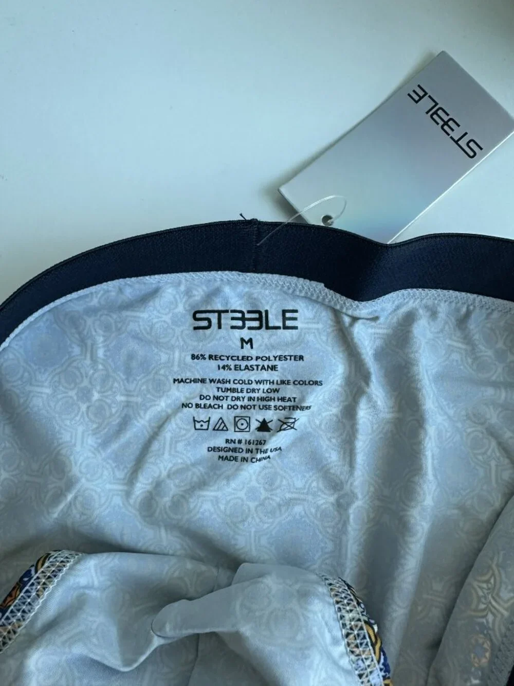 ST33LE - Low Rise Briefs - Ochre Medallion (M)